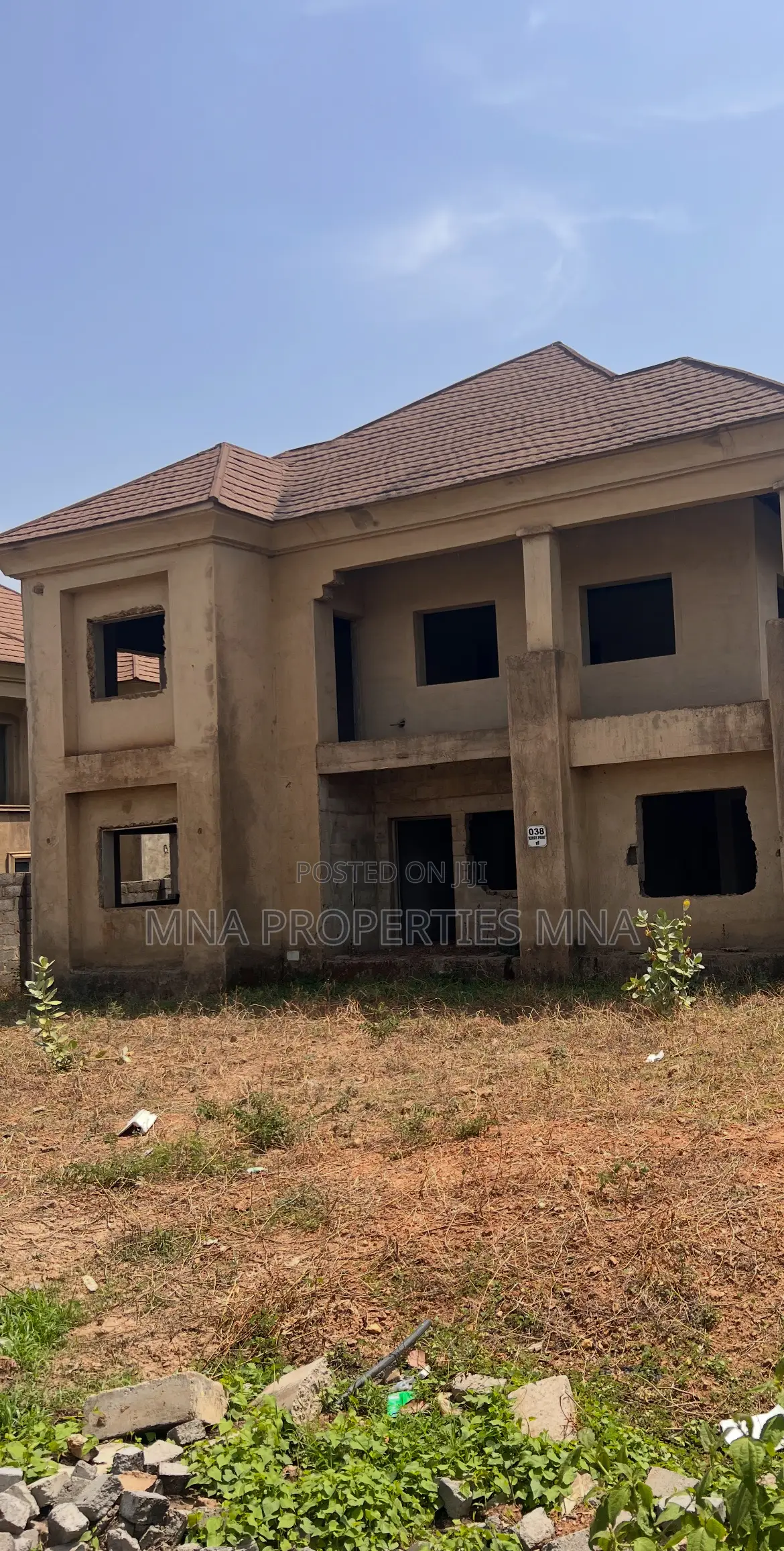 5bdrm Duplex in Kings Park Estate, Lugbe District for sale in Lugbe District