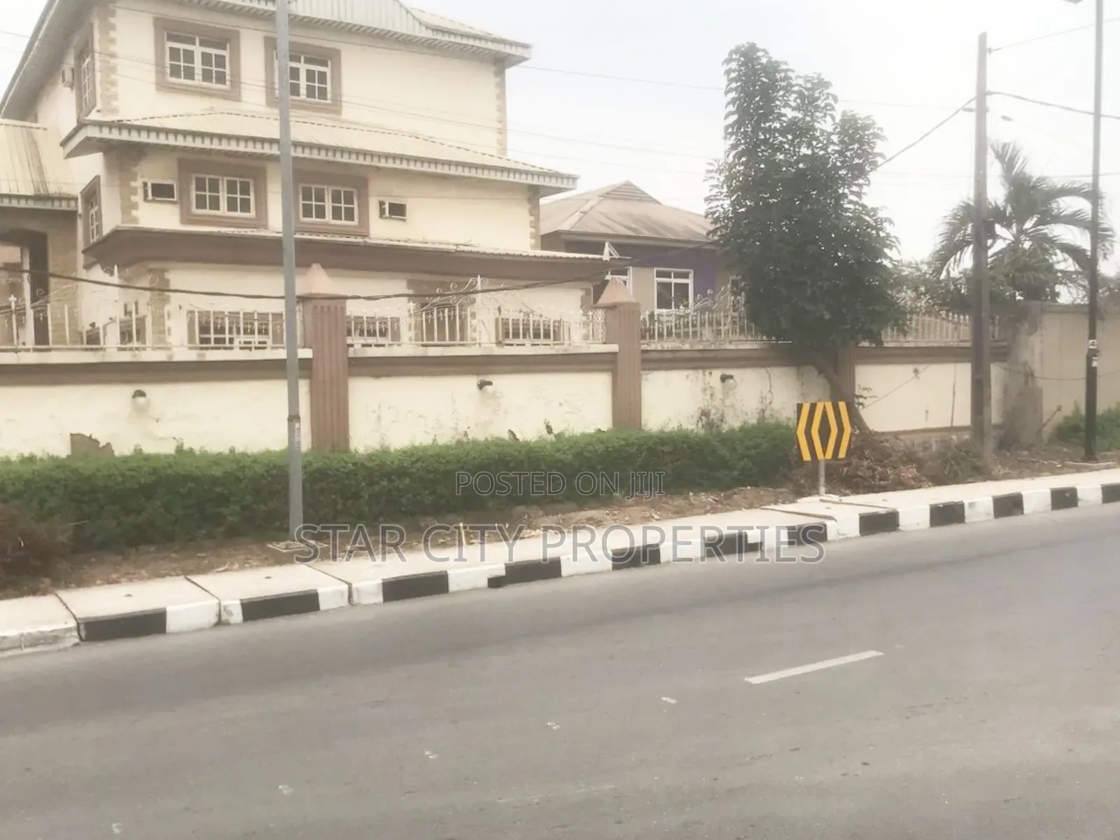 6bdrm Duplex in Ikeja Gra Lagos for sale in Ikeja GRA