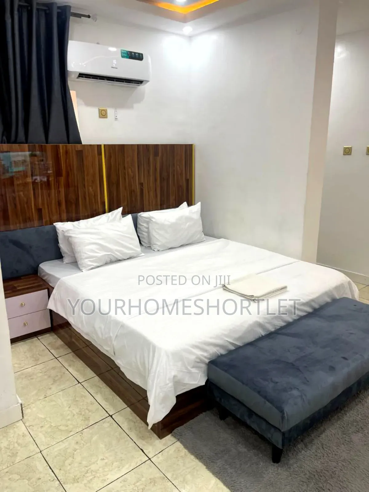 Luxury 1 Bedroom With Ps5 Game in Lekki Phase 1