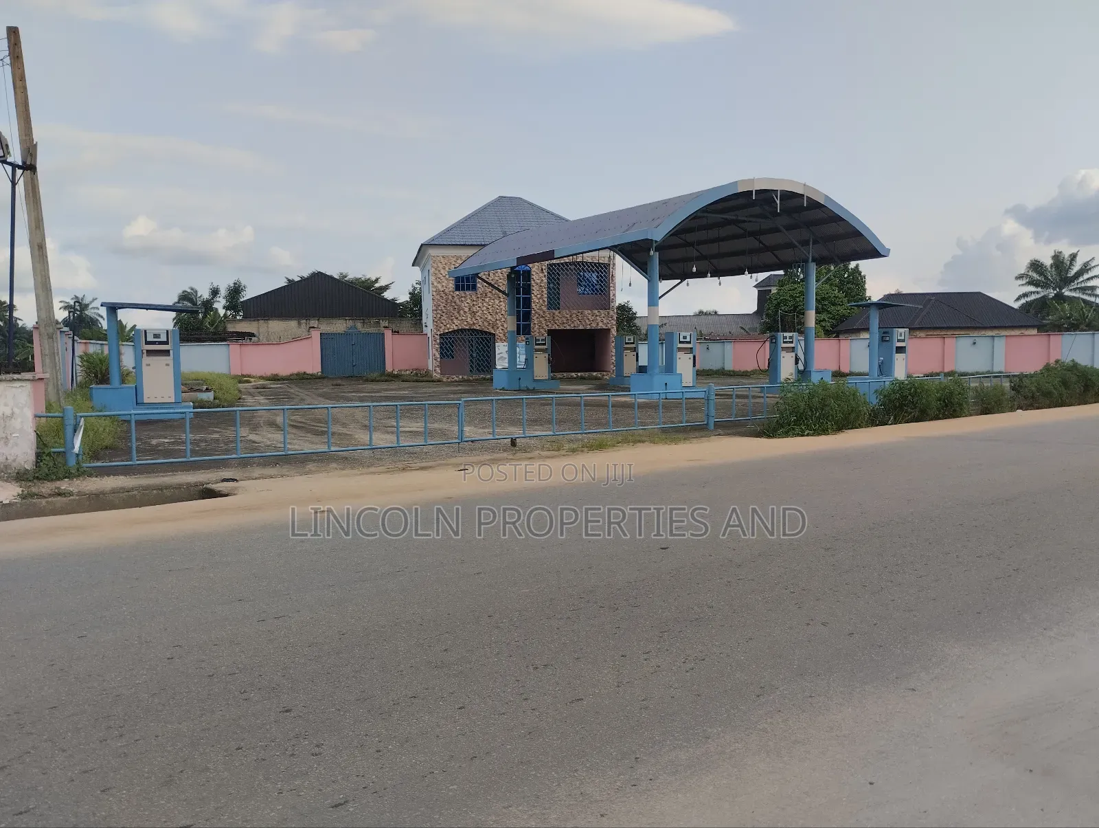 Petrol Station for Sale With 6 Pumps in Uyo in Uyo