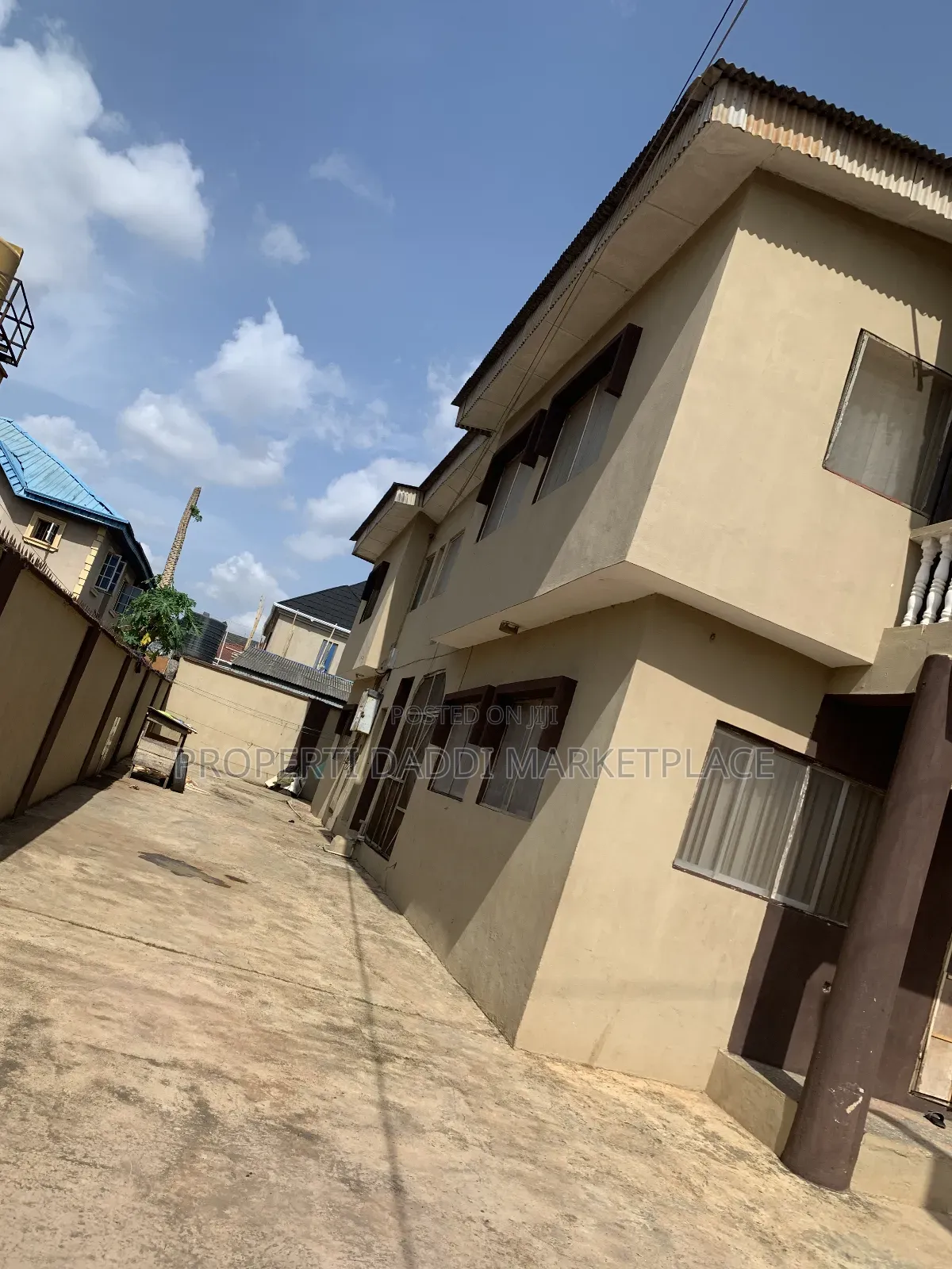 6bdrm Block of Flats in Ipaja Road for sale in Ipaja Road