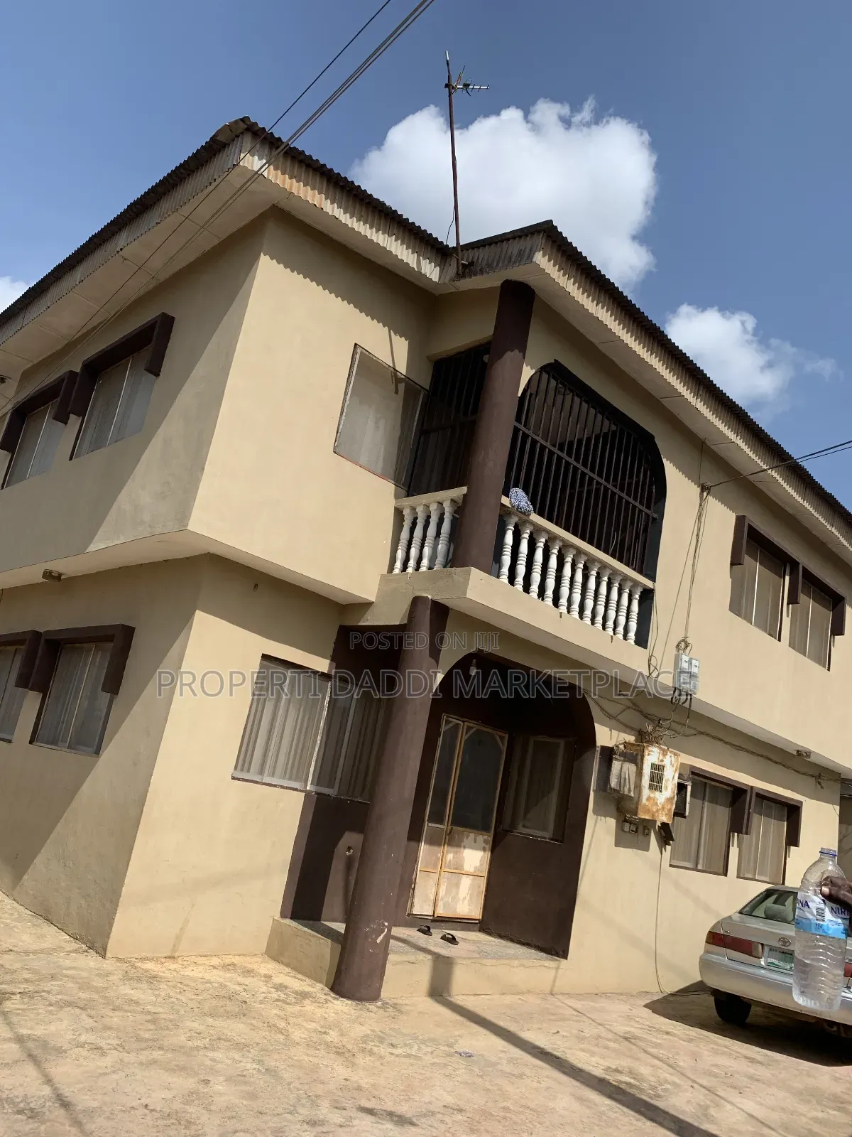 6bdrm Block of Flats in Ipaja Road for sale in Ipaja Road