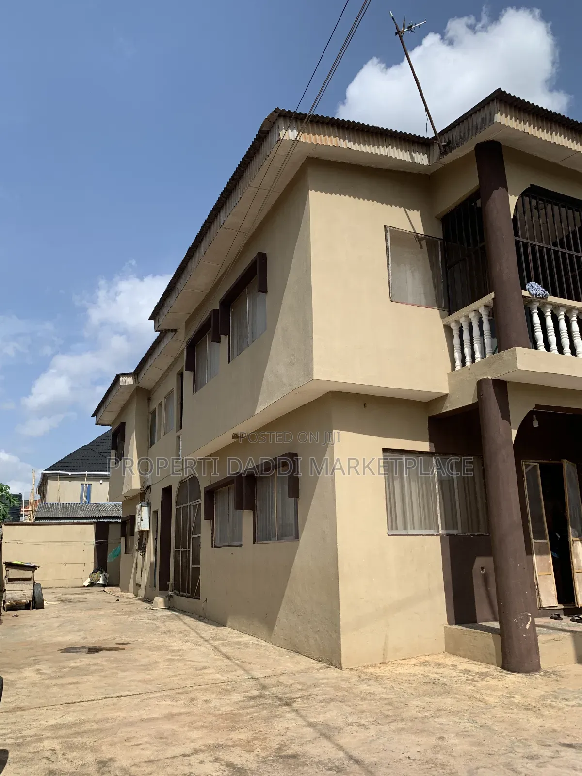 6bdrm Block of Flats in Ipaja Road for sale in Ipaja Road