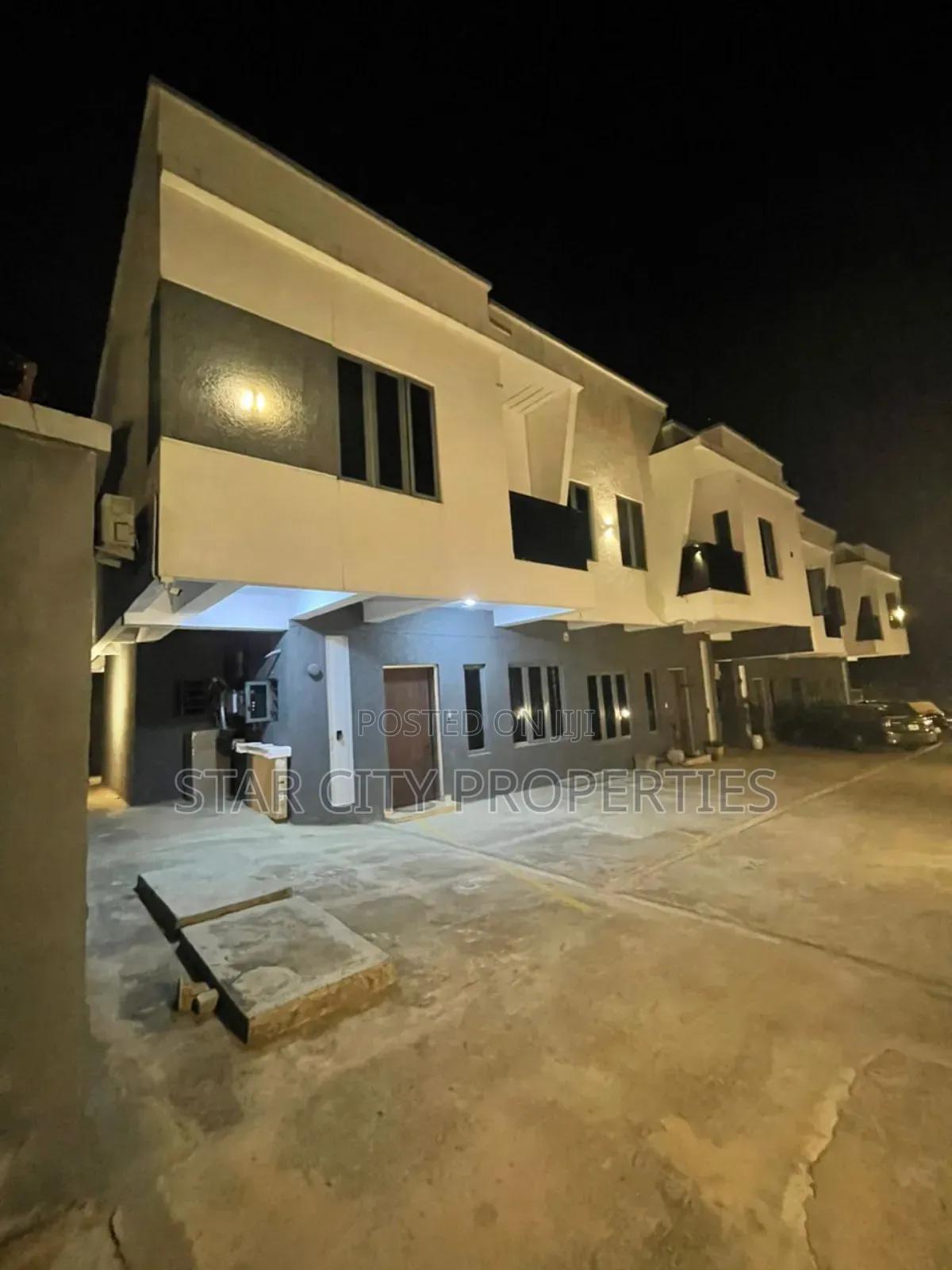 4bdrm Townhouse/Terrace in Magodo Gra Phase 1 for sale in GRA Phase 1