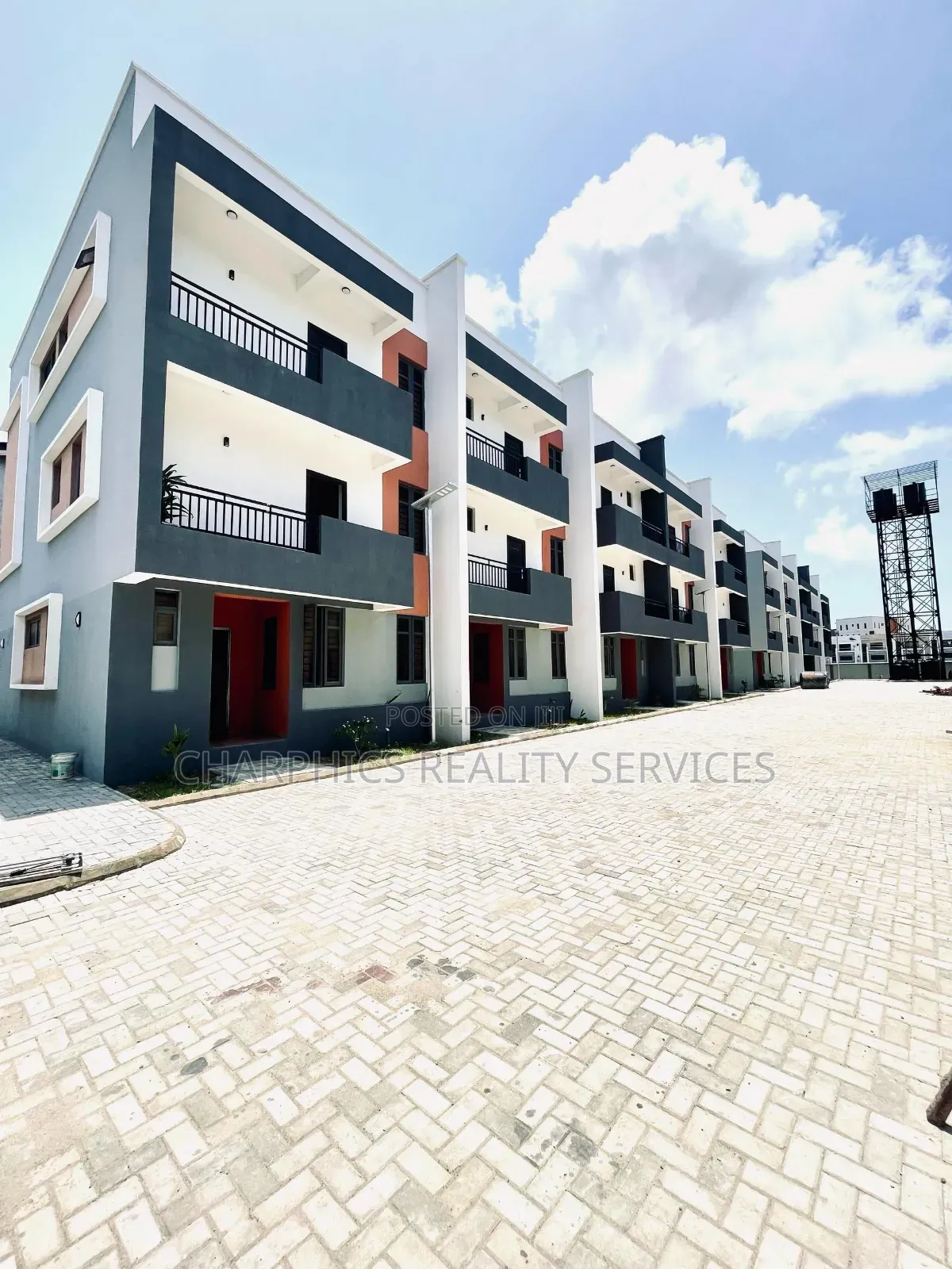 4bdrm Duplex in Ikate for sale in Ikate