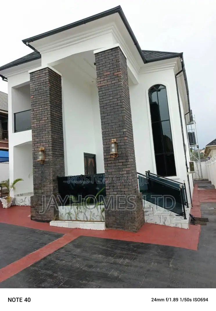 Furnished 4 Bedroom Duplex for Sale Off Redeem Road Asaba in Oshimili South