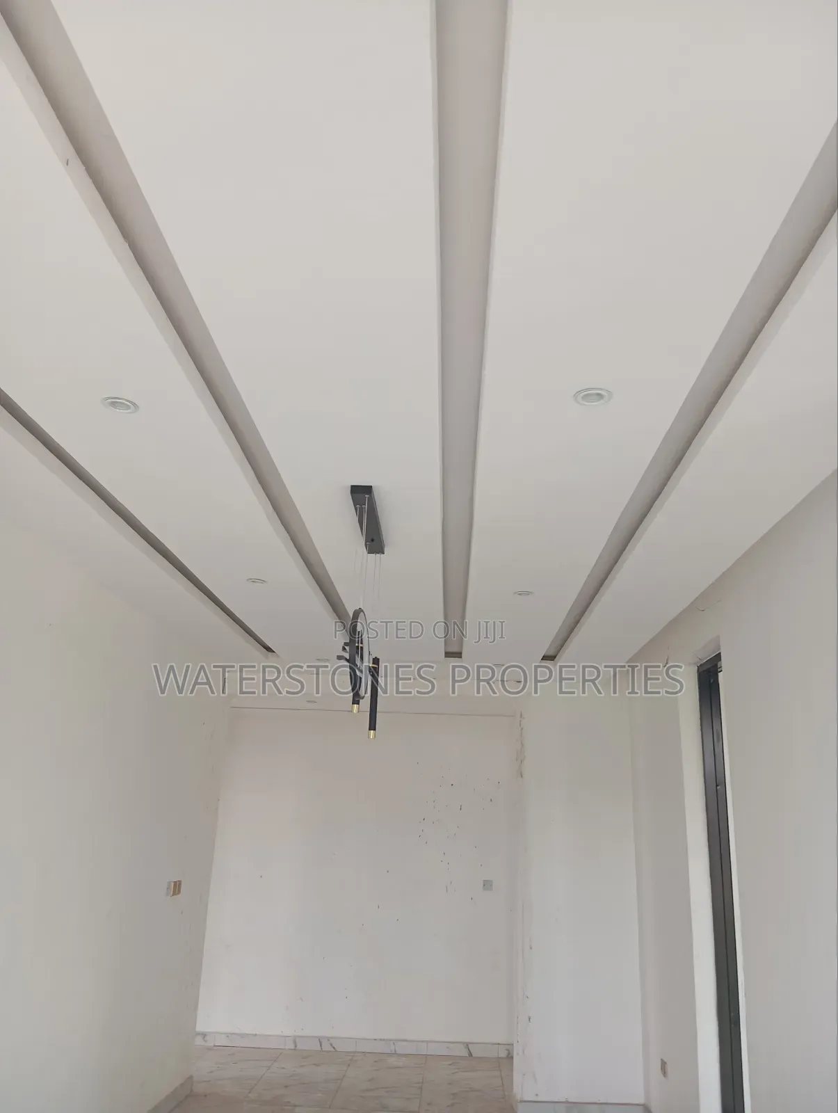 5bdrm Duplex in Federal Housing, Oshimili South for sale in Oshimili South