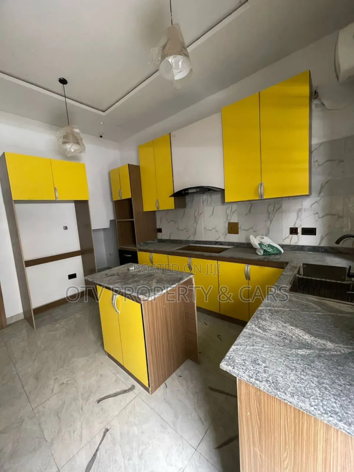Furnished 4bdrm Duplex in Lekki for sale in Lekki