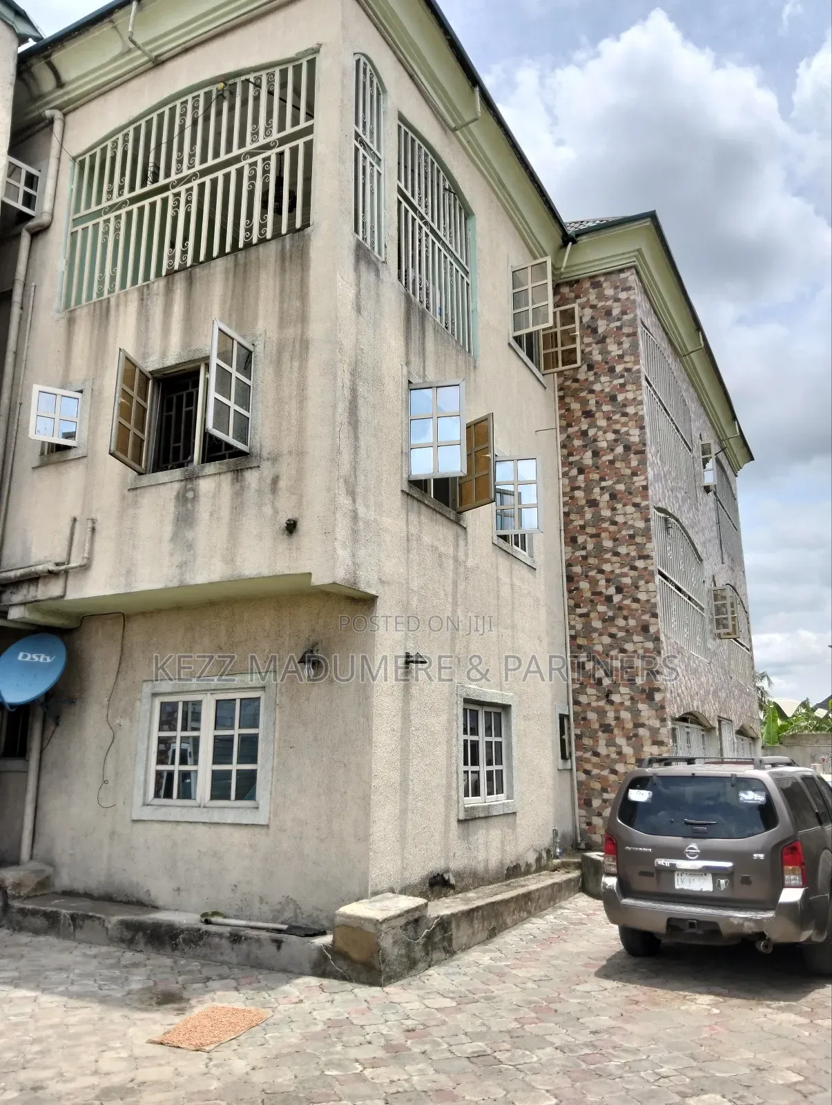 6bdrm Block of Flats in Off Sars Road ,, Port-Harcourt for sale in Port-Harcourt