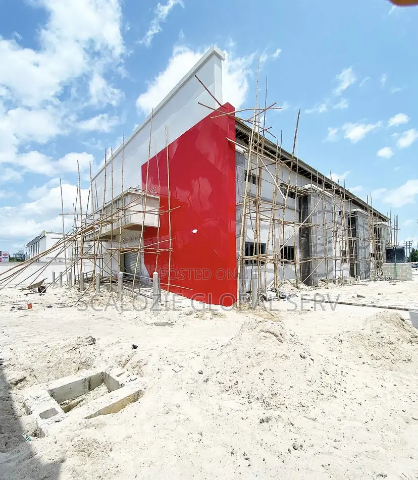 Ultra Modern Plaza Comprising 42 Shops/Offices Spaces in Trans Amadi