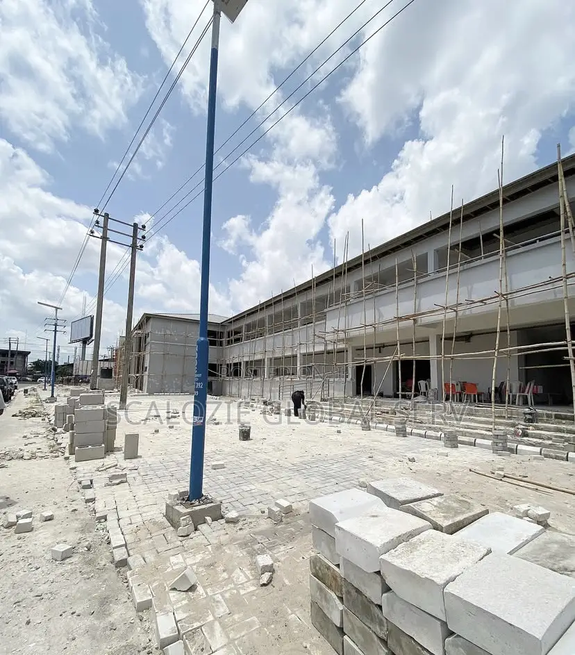 Ultra Modern Plaza Comprising 42 Shops/Offices Spaces in Trans Amadi