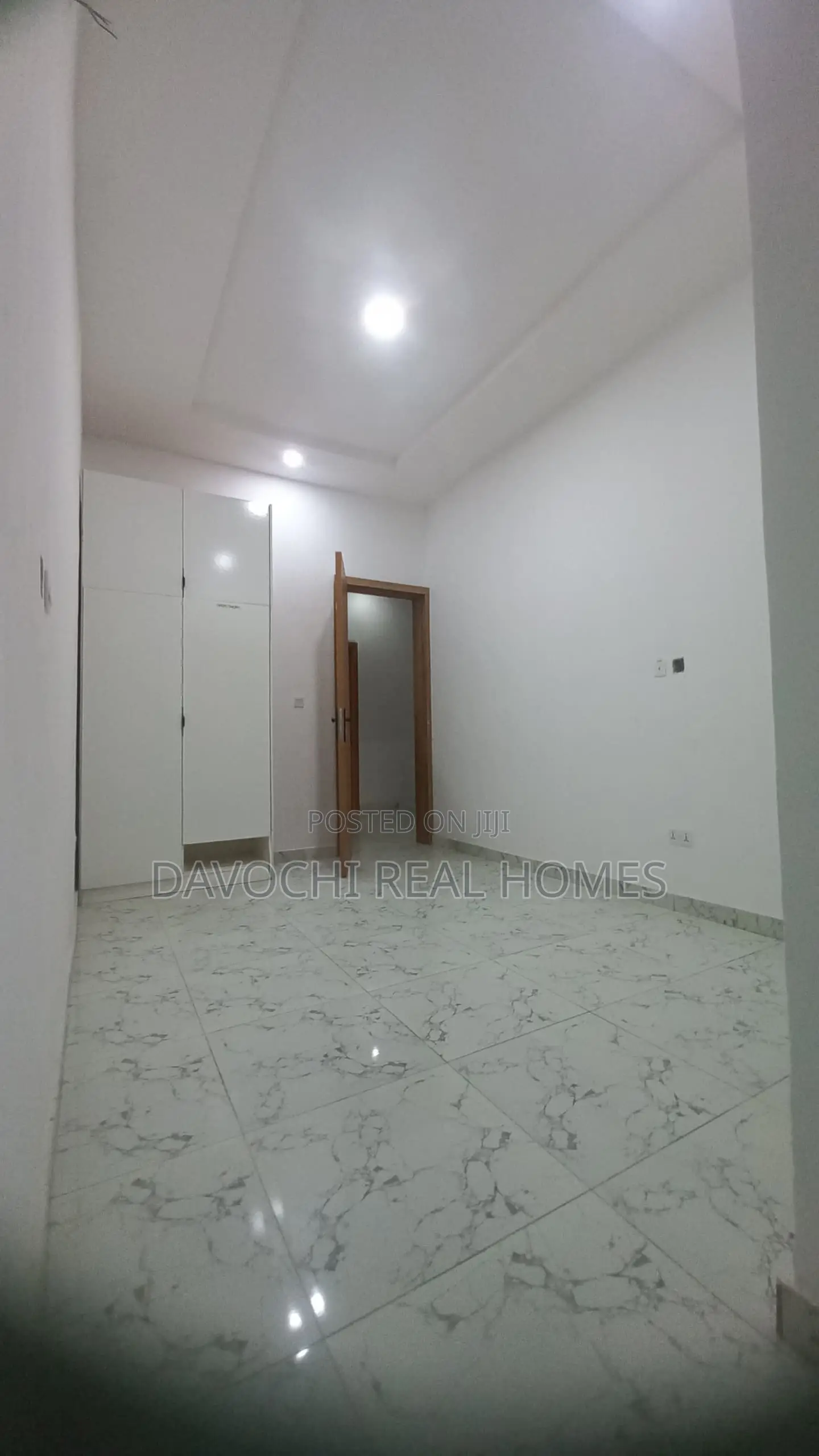 2bdrm Apartment in Harris Drive, Ikota for rent in Ikota