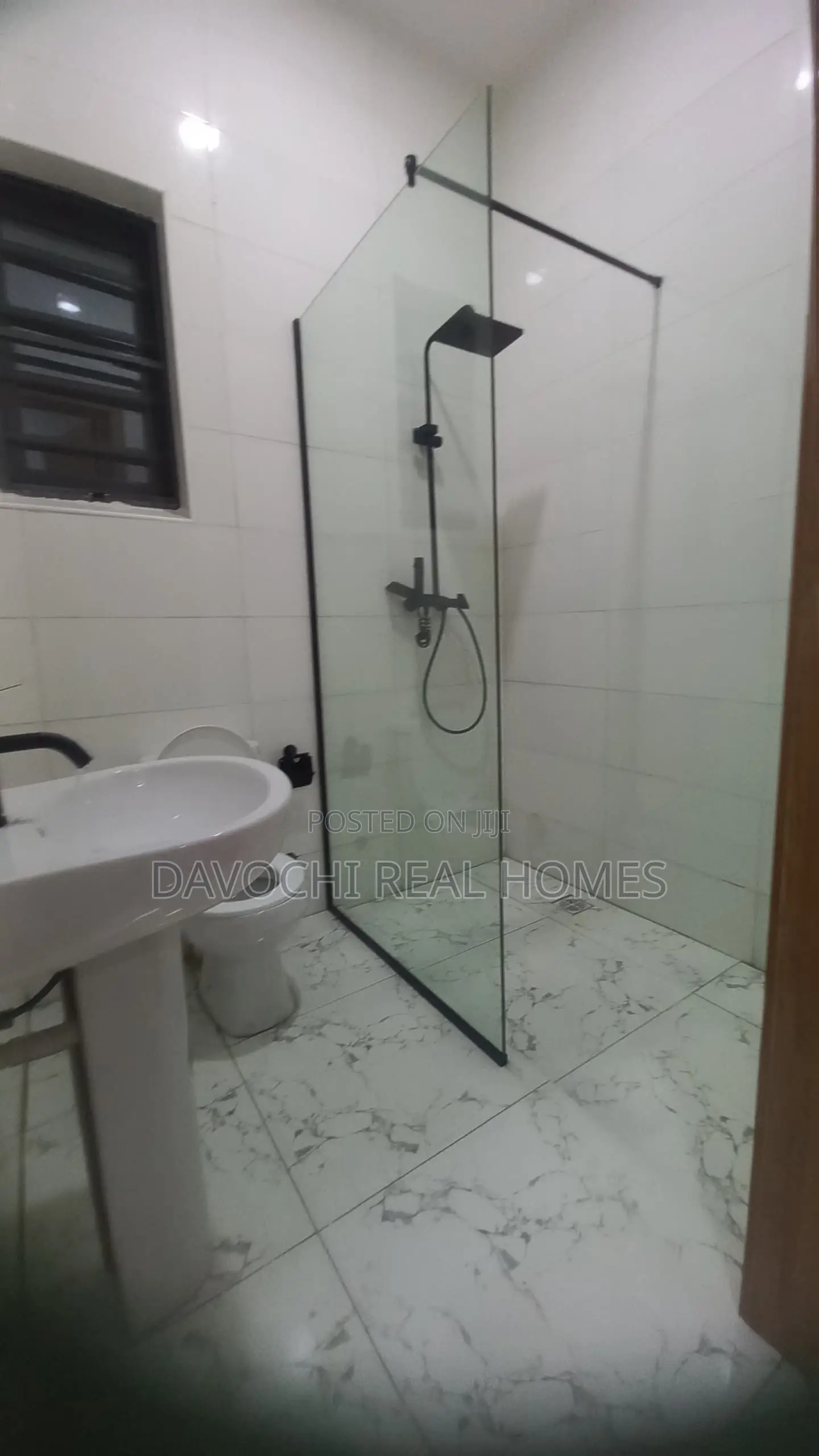 2bdrm Apartment in Harris Drive, Ikota for rent in Ikota