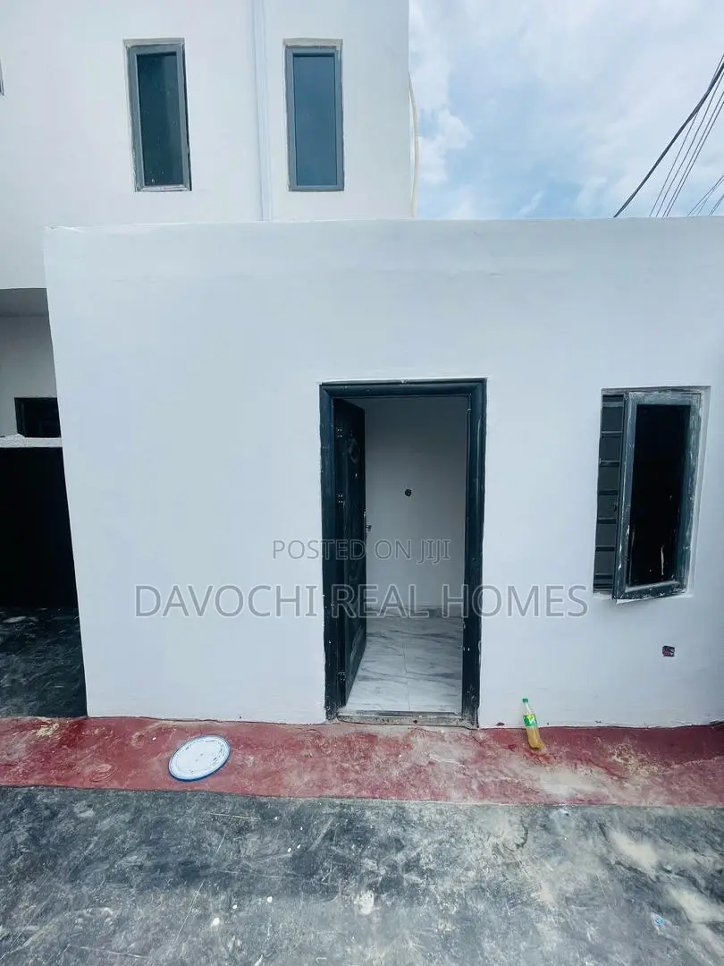 4bdrm Duplex and Compound Space in Ikota for Sale in Ikota