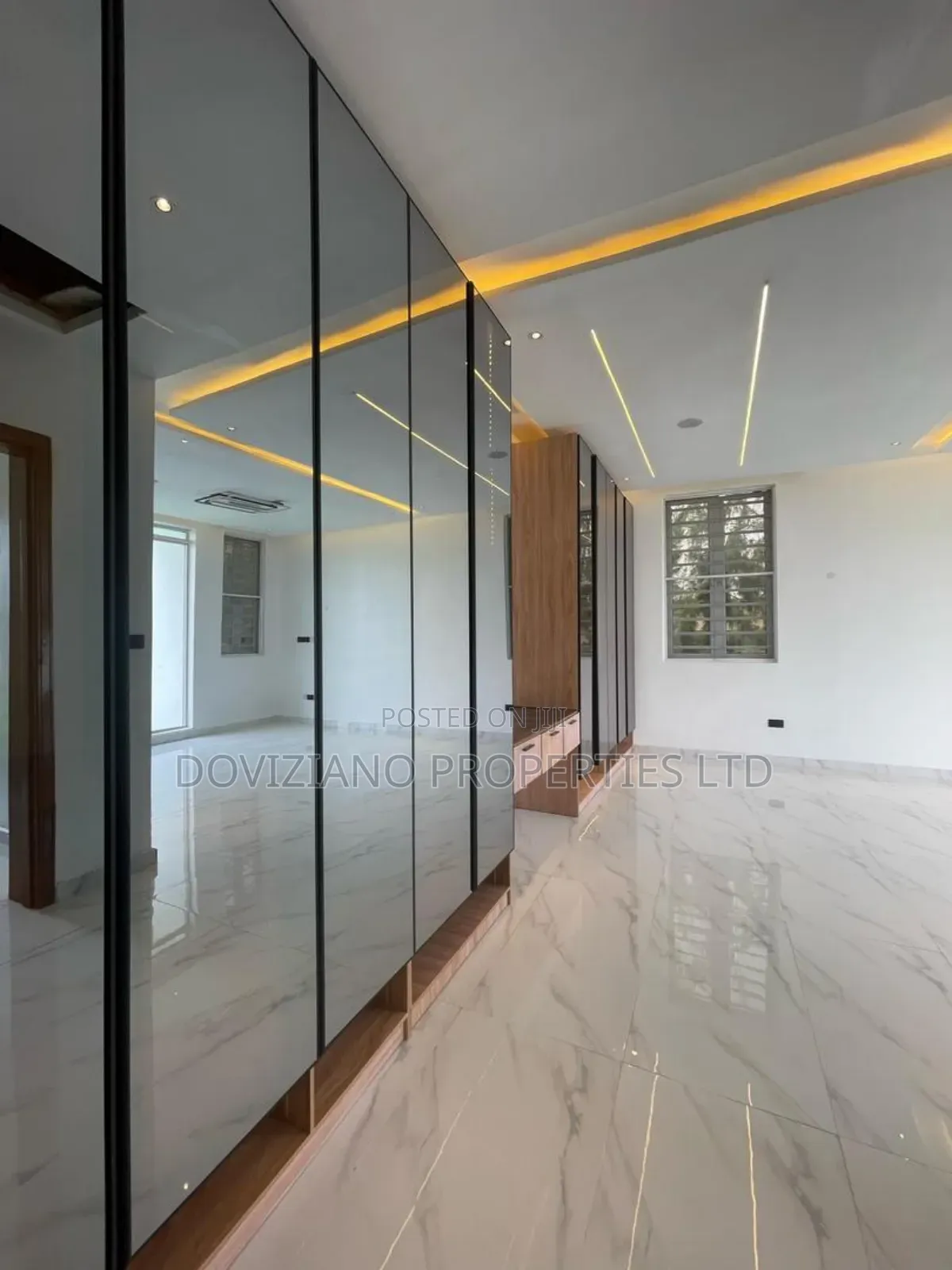 Furnished 5bdrm Duplex in Lekki for sale in Lekki