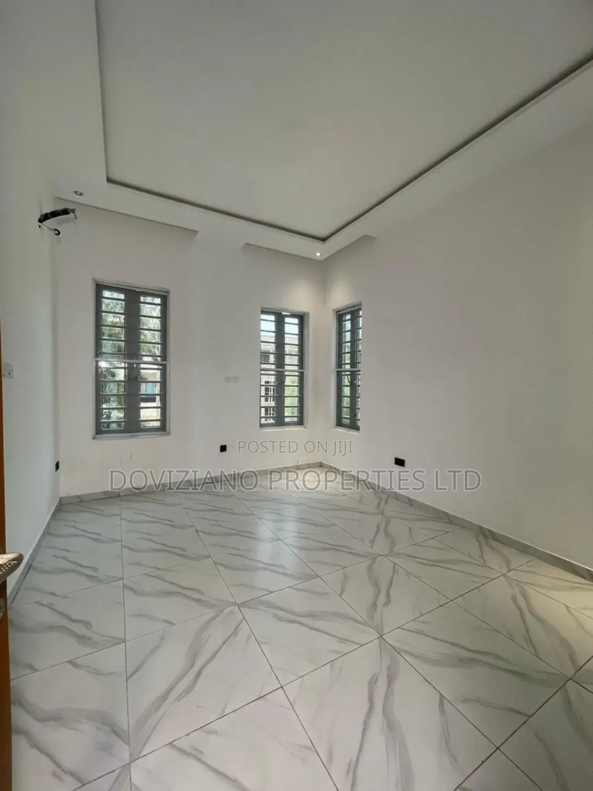 Furnished 5bdrm Duplex in Lekki for sale in Lekki