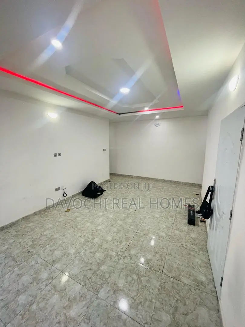 2bdrm Duplex in Ikota, Lekki for rent in Ikota