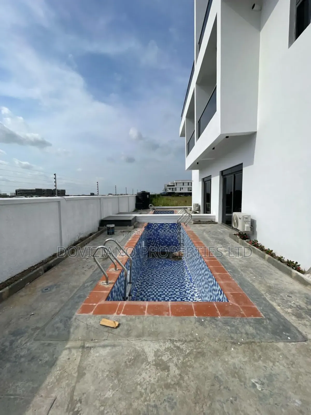Furnished 5bdrm Duplex in Lekki for sale in Lekki