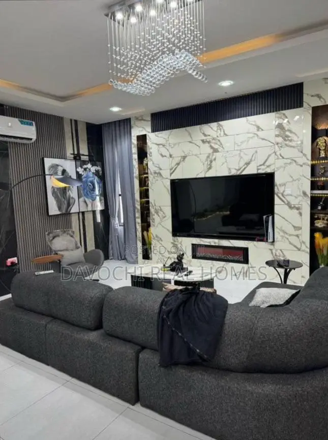 2bdrm Duplex in Chevron for rent in Chevron