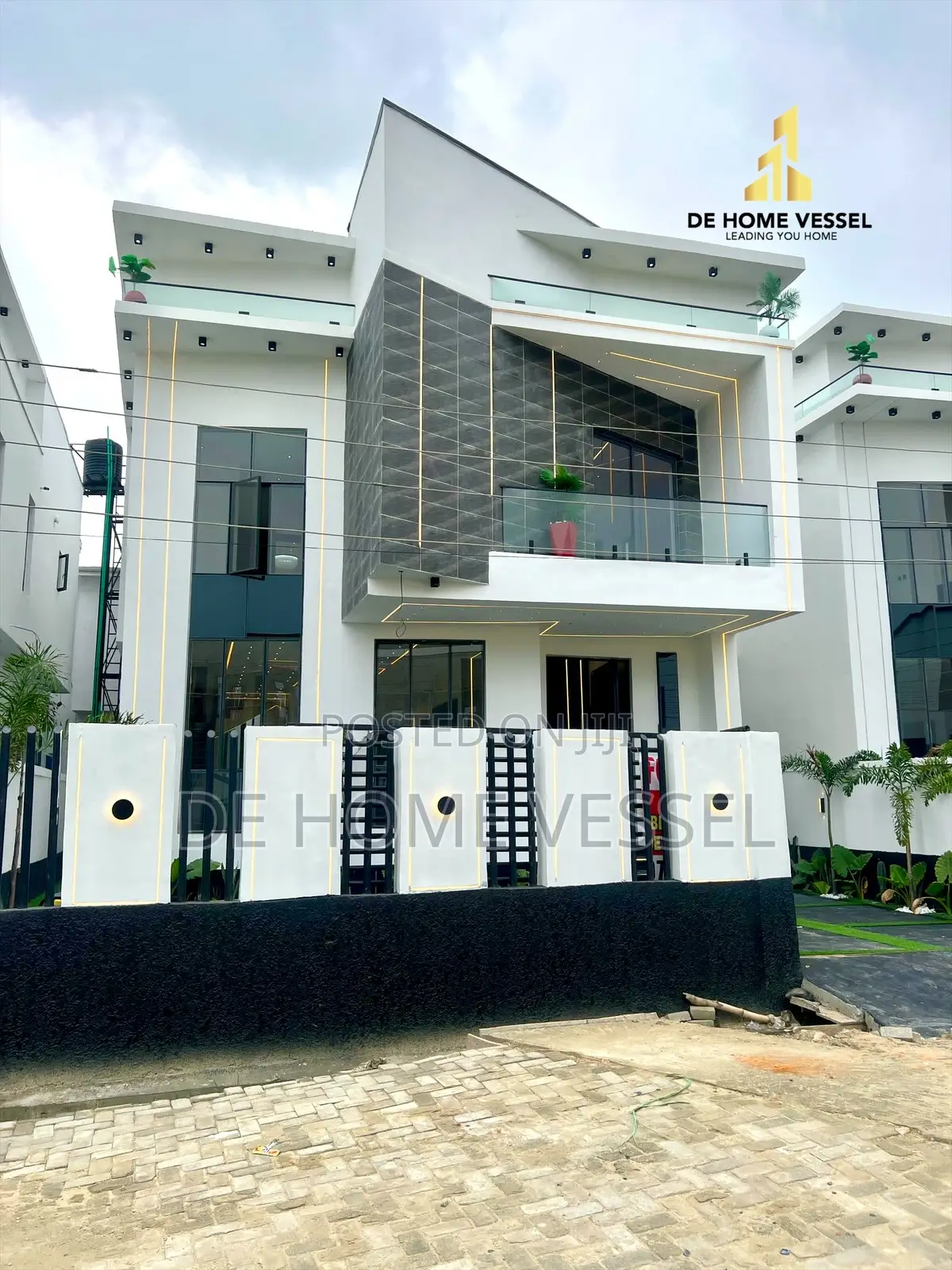 4bdrm Duplex in Ajah for sale in Ajah