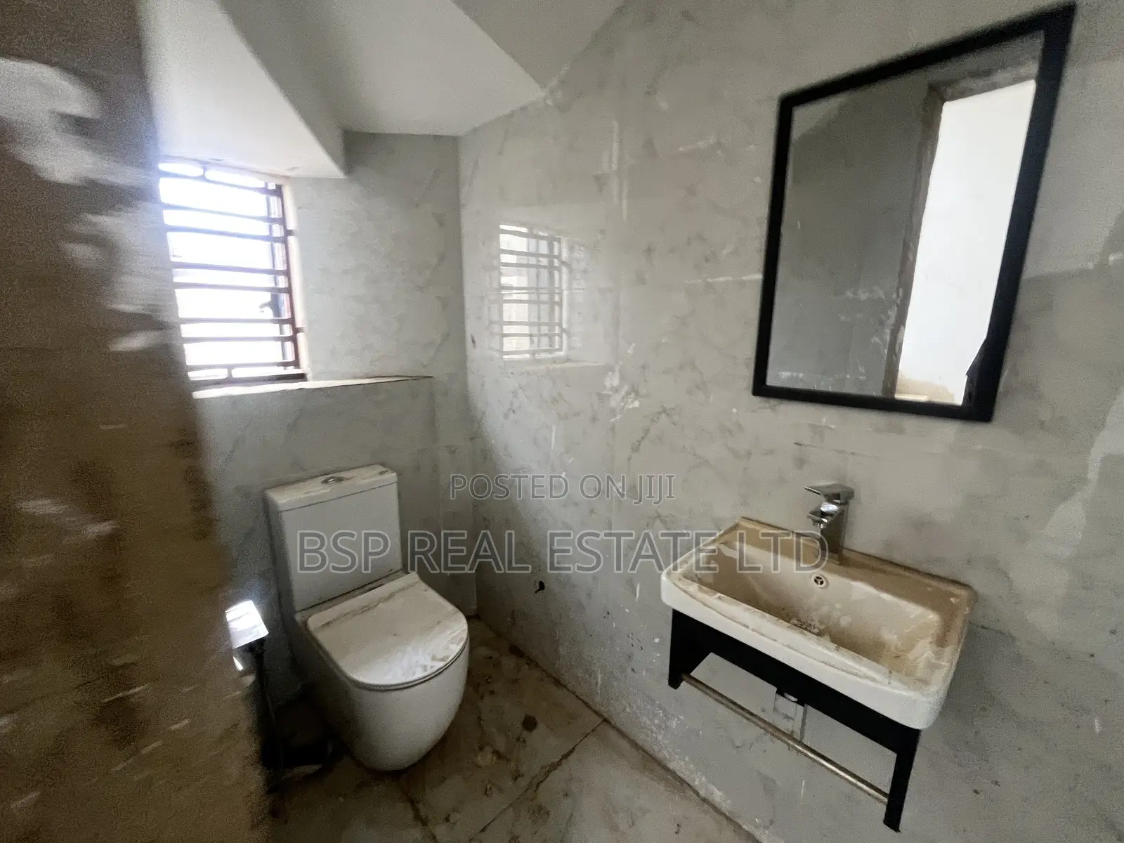 4bdrm Duplex in Life Camp for sale in Life Camp
