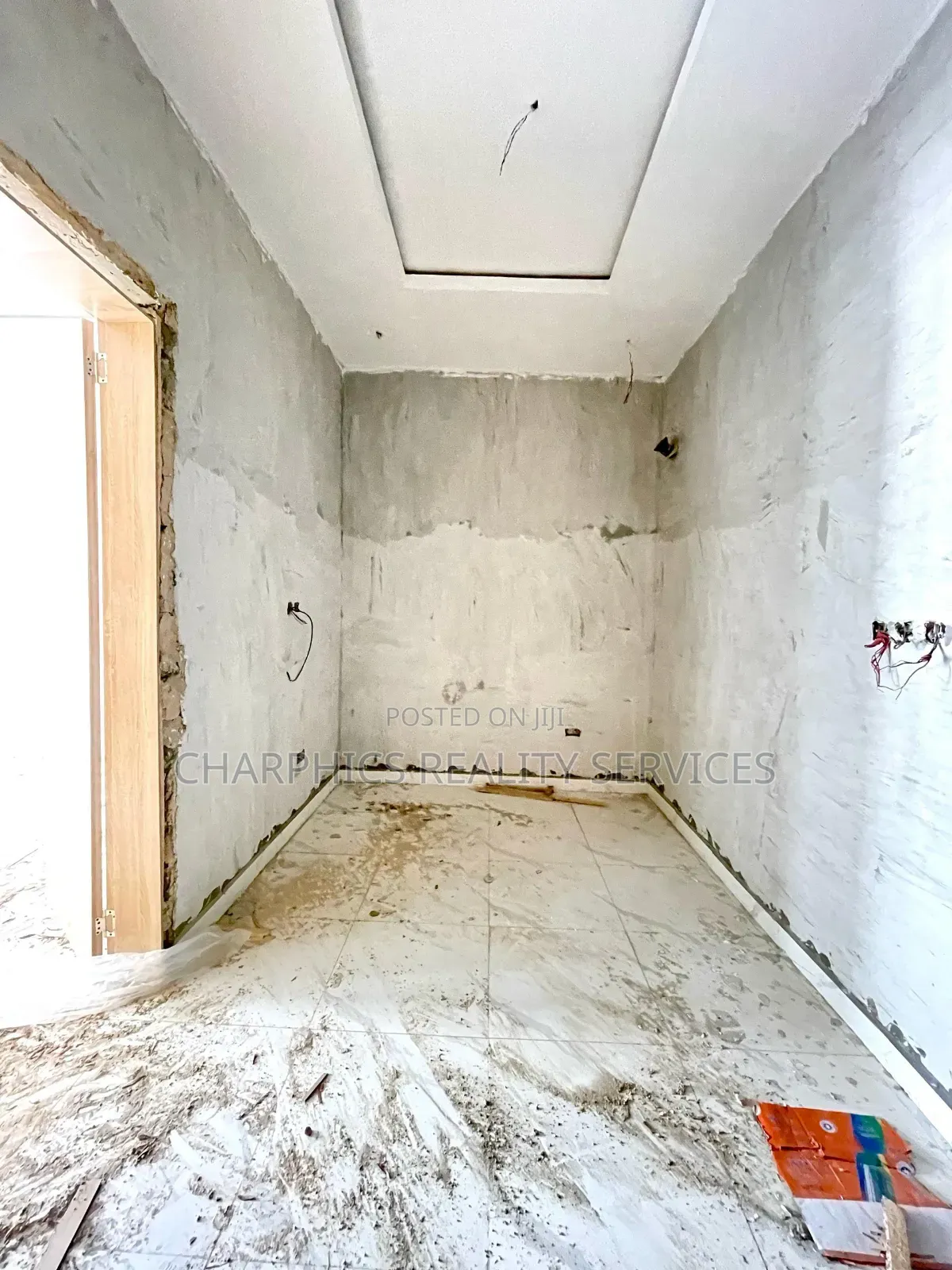 4bdrm Duplex in Ikota for sale in Ikota
