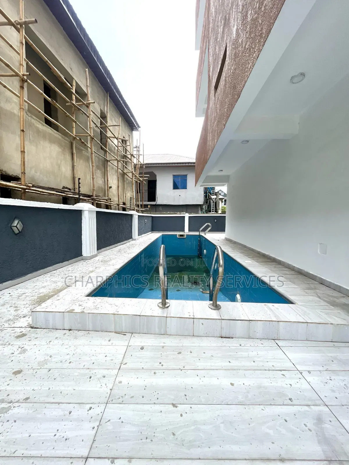 5bdrm Duplex in Ajah for sale in Ajah