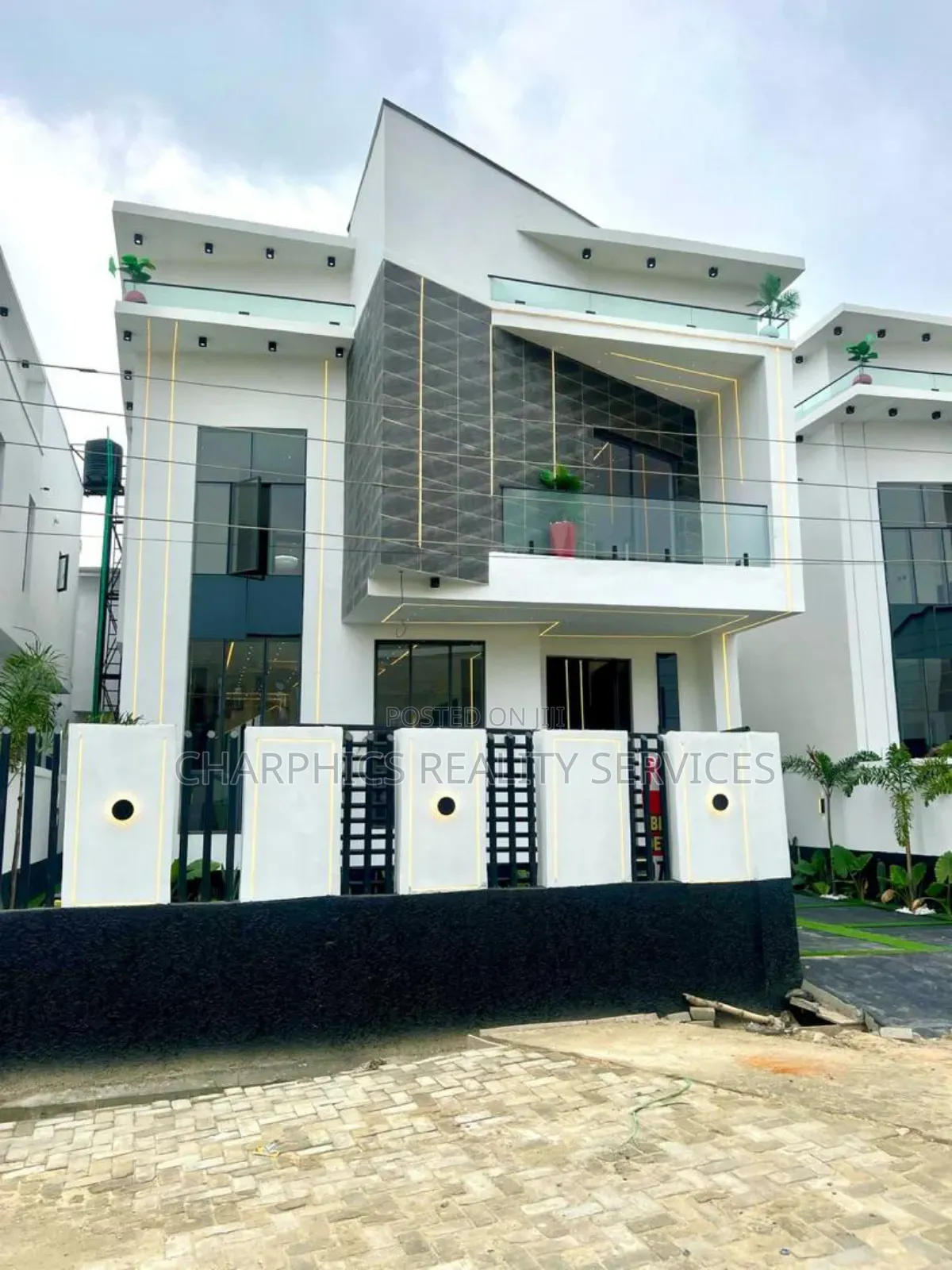 4bdrm Duplex in Ajah for sale in Ajah