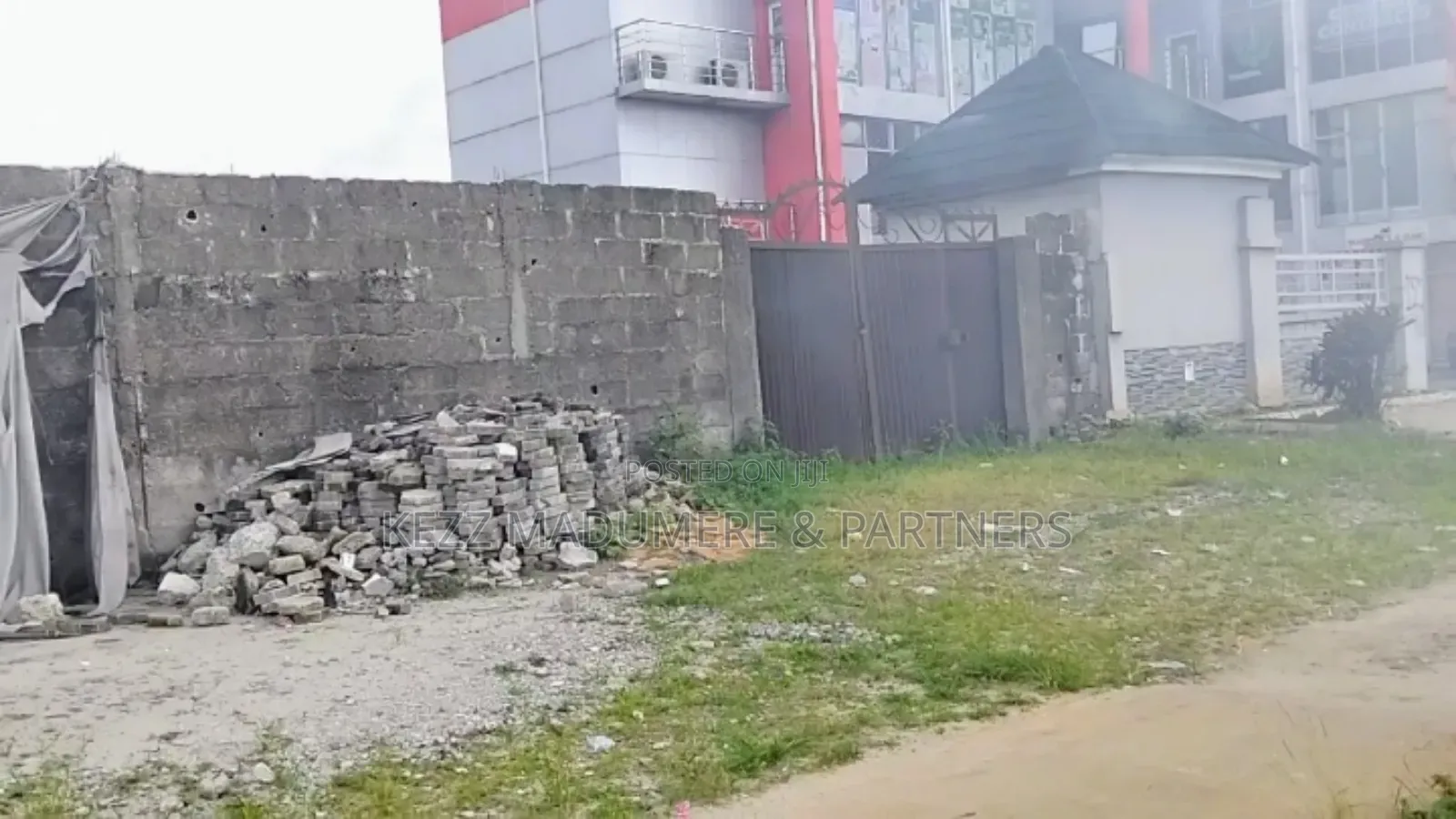 For Sale: 13 Plots Stadium Rd / Rumuola Link Road Ph in Port-Harcourt