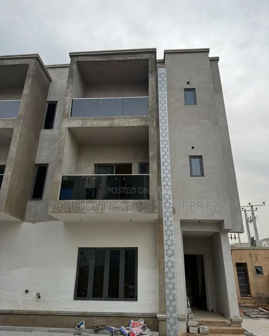 4 Bedroom Terrace Duplex With Bq in Jahi