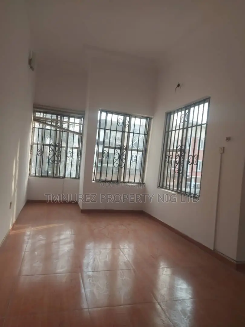 Studio Apartment in Lekki Conseevation, Chevron for rent in Chevron