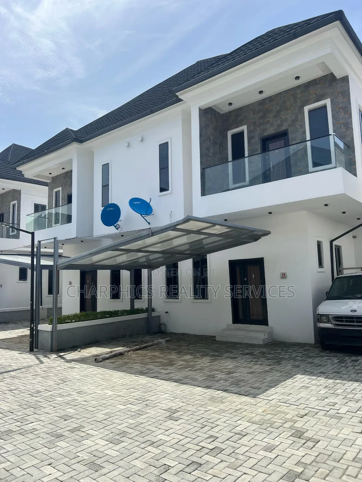 4bdrm Duplex in Lekki for sale in Lekki