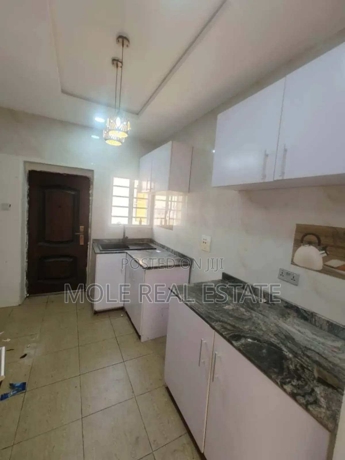 3bdrm Block of Flats in Gowon Estate, Egbeda / Egbeda for sale in Egbeda / Egbeda