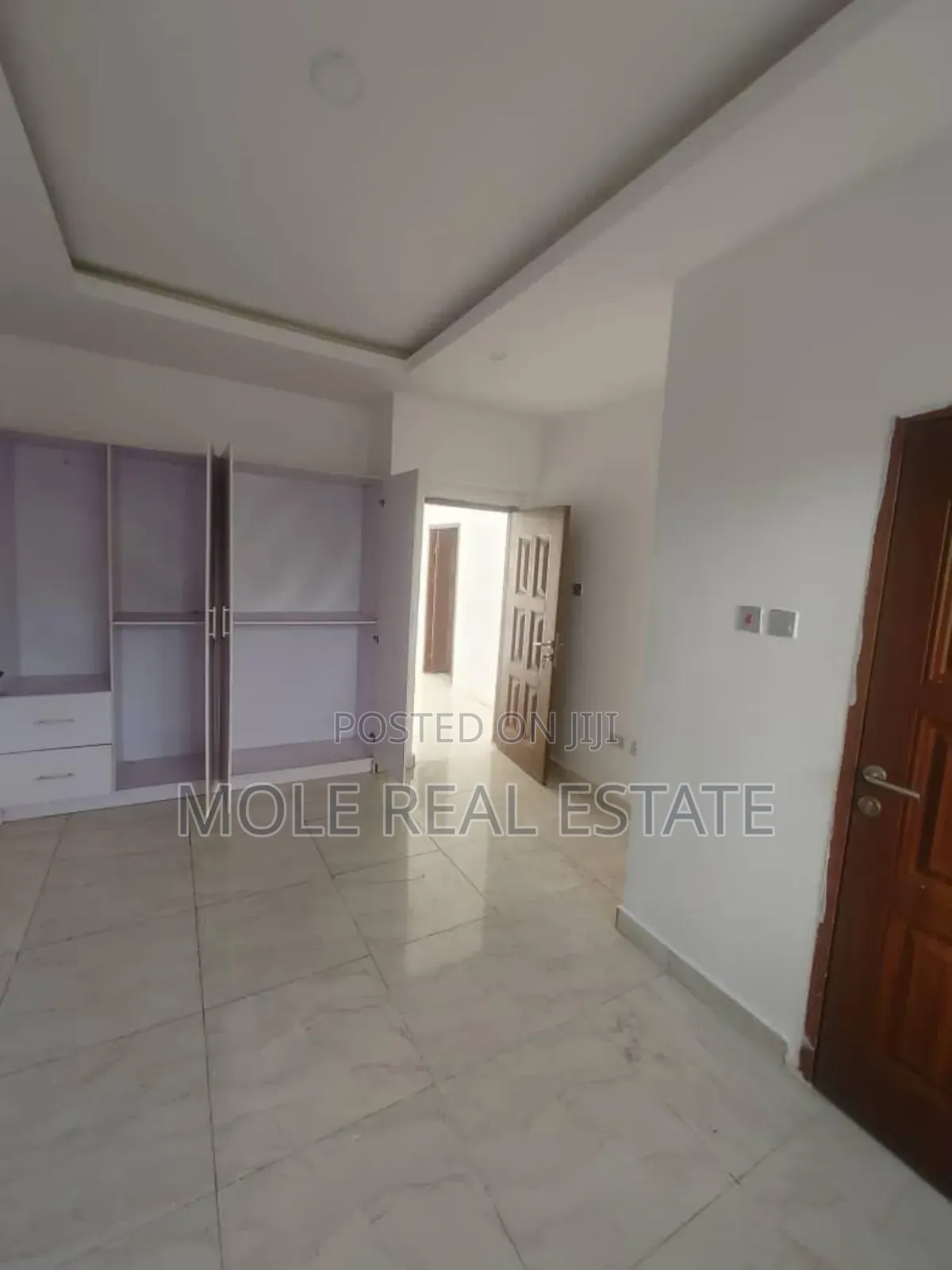 3bdrm Block of Flats in Diamond Estate, Ifako-Ijaiye for sale in Ifako-Ijaiye