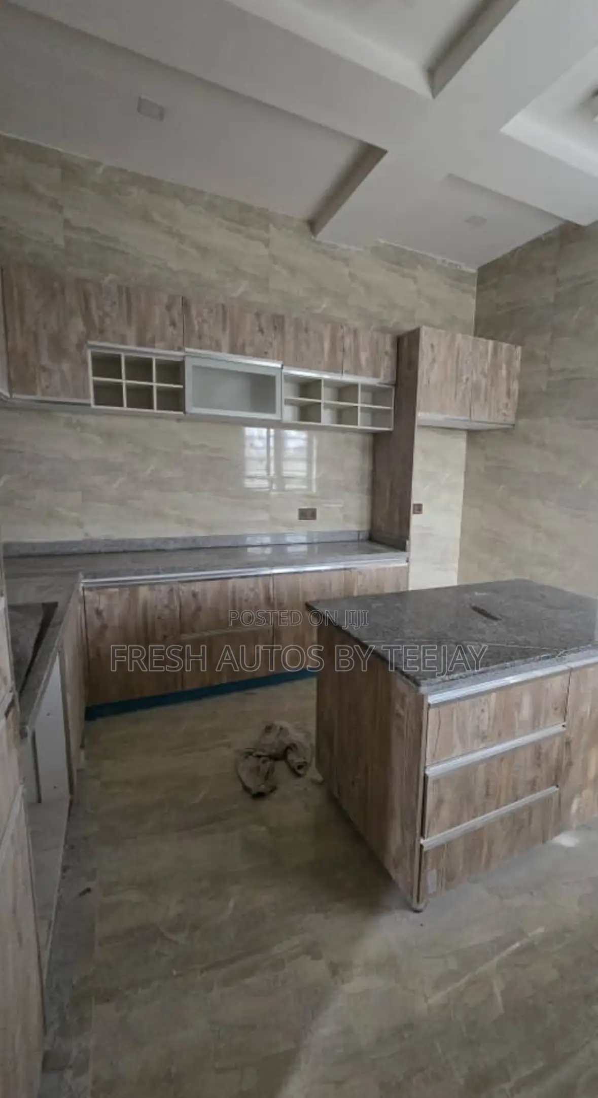 5bdrm Duplex in Omole Phase2 Estate for sale in Omole Phase 2