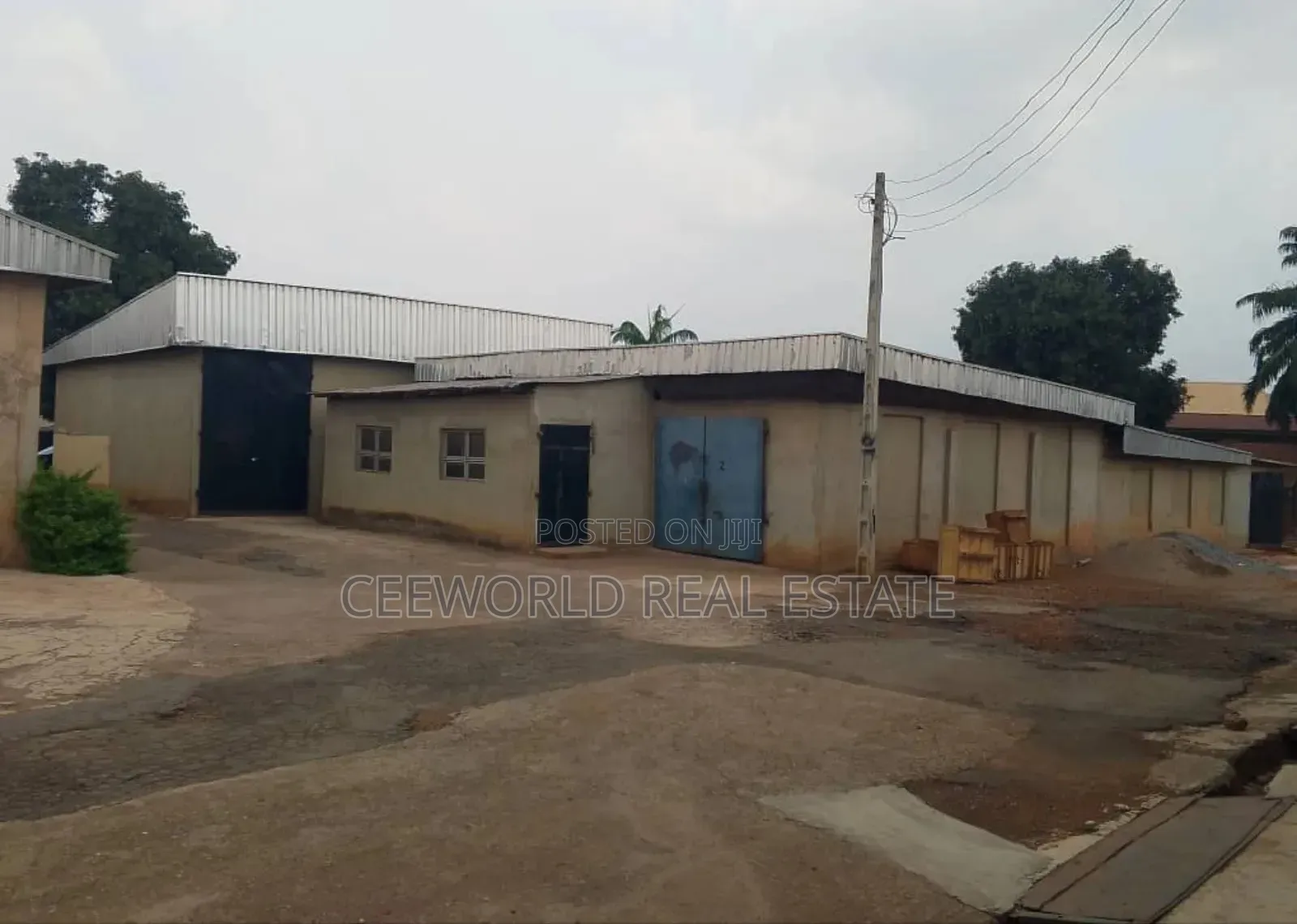 Over 4700sqm Warehouse Available for Sale in Alakia