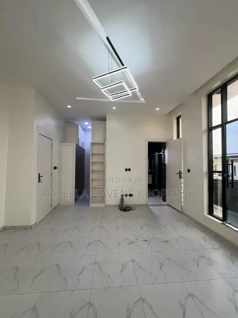 Beautifully Finished 4 Bedroom Duplex With Bq in Ajah
