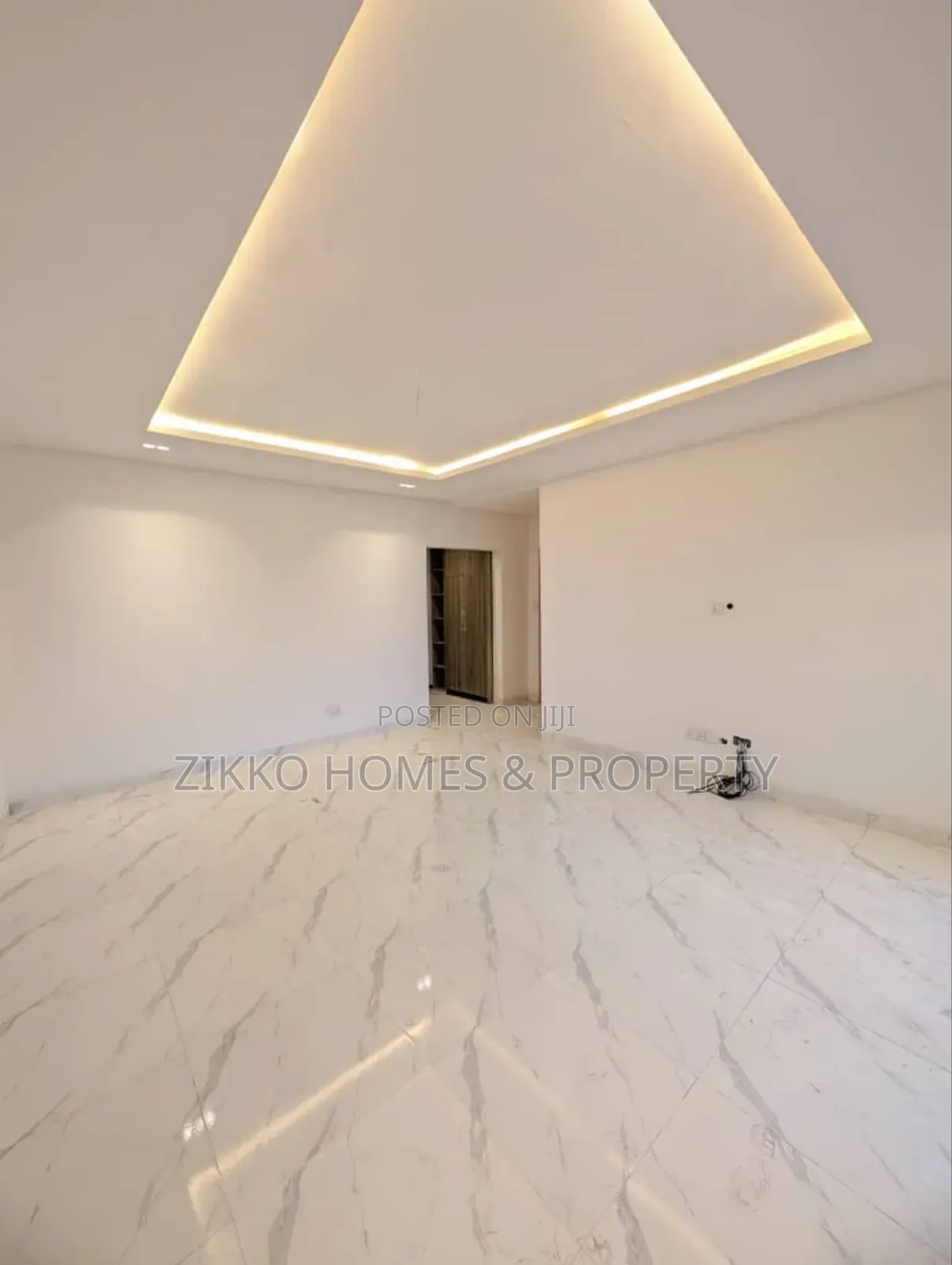 3bdrm Apartment in Chevron Drive, Lekki for sale in Lekki