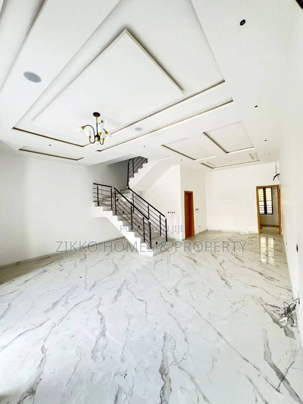 4bdrm Townhouse/Terrace in Harris Drive, Lekki for sale in Lekki