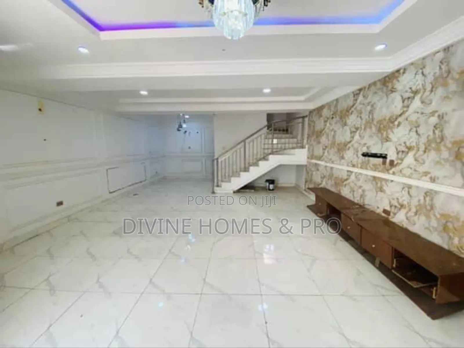 4bdrm Duplex in Kaura for sale in Kaura