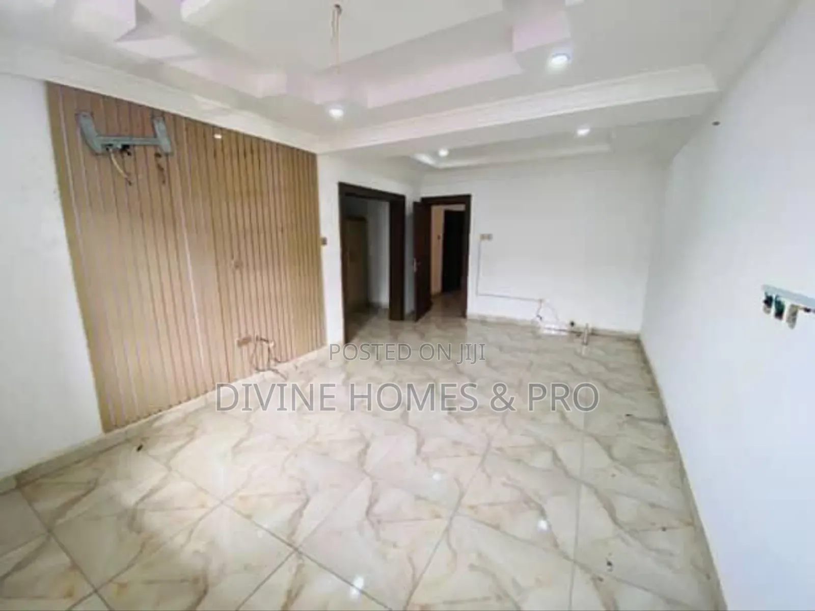 4bdrm Duplex in Kaura for sale in Kaura