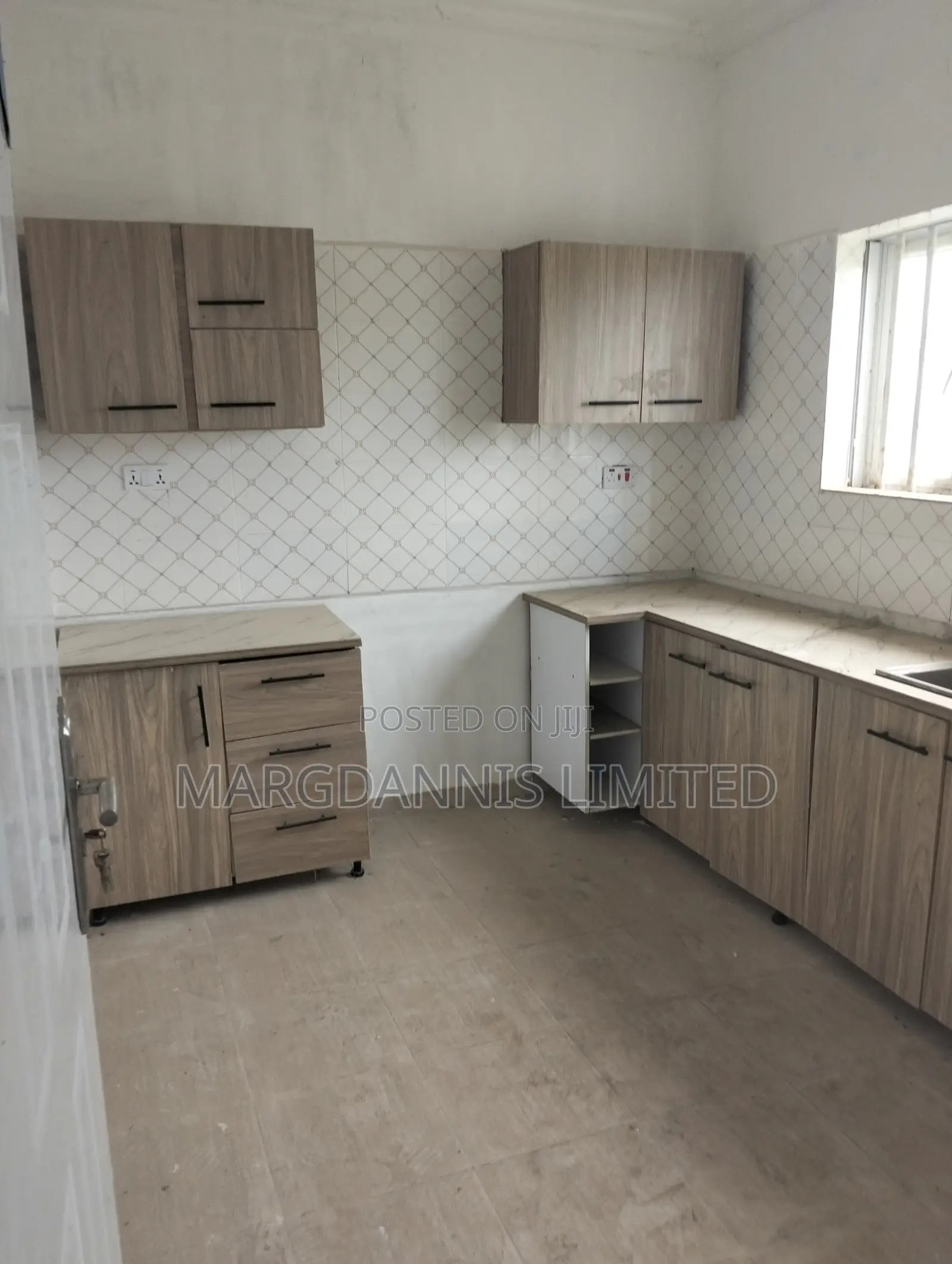 3bdrm Duplex in Fashola Estate, Ibeshe / Ikorodu for sale in Ibeshe / Ikorodu