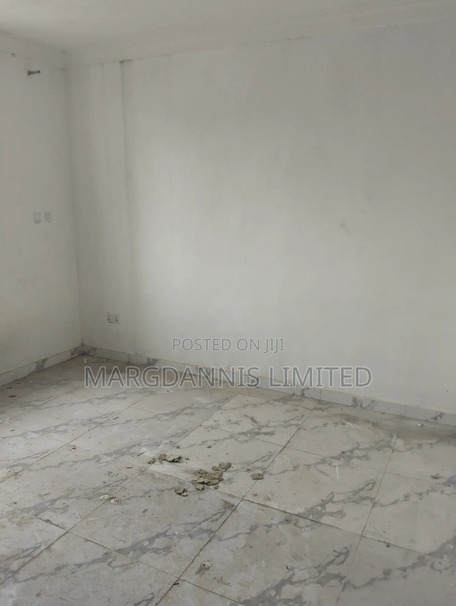 3bdrm Duplex in Fashola Estate, Ibeshe / Ikorodu for sale in Ibeshe / Ikorodu