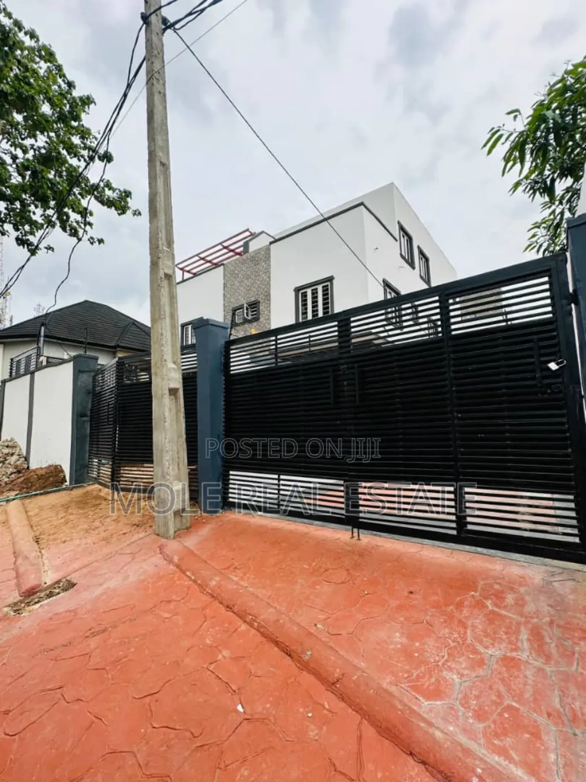 Furnished 4bdrm Duplex in Magodo, GRA Phase 1 for sale in GRA Phase 1