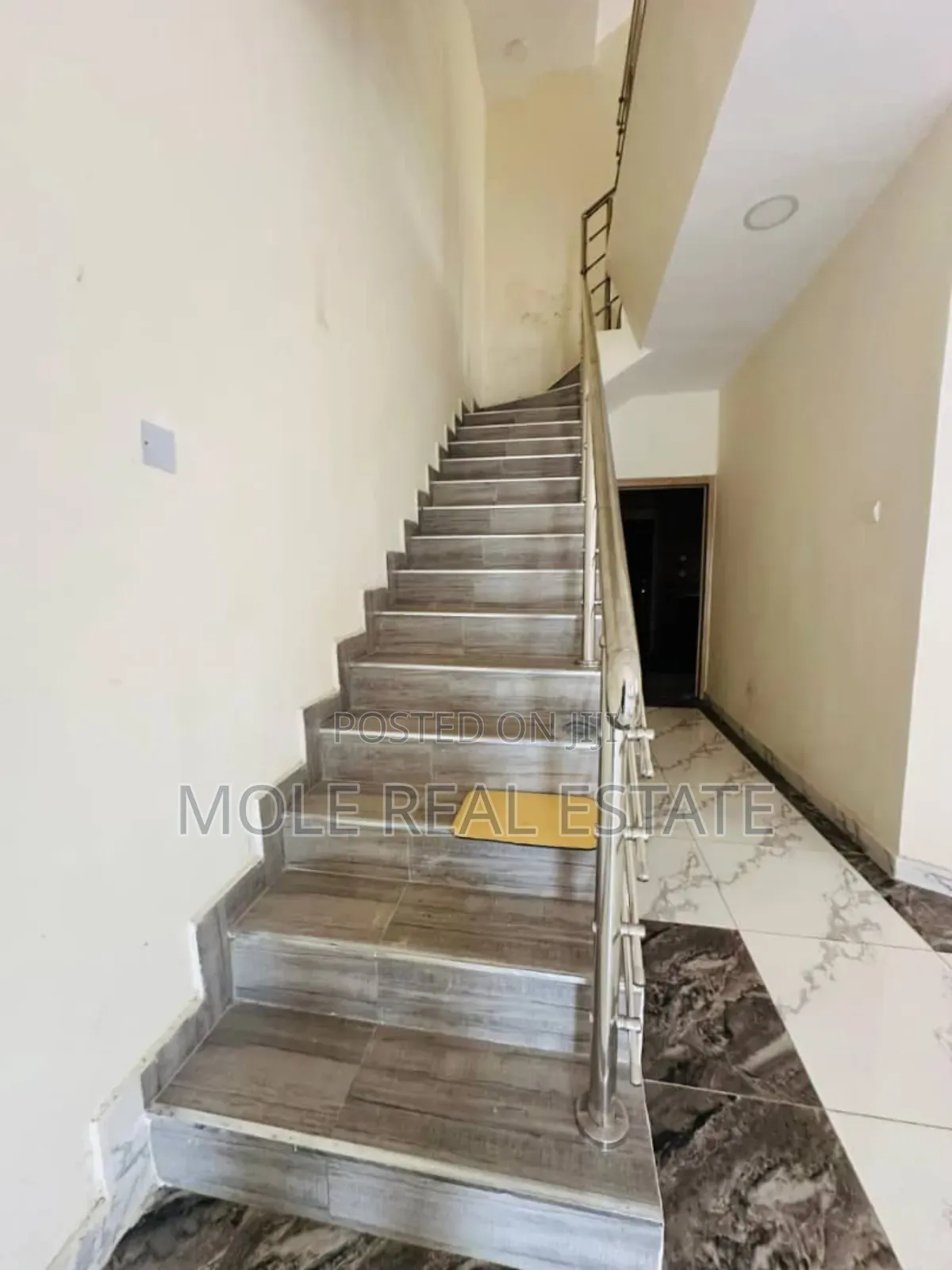 Furnished 4bdrm Duplex in Magodo, GRA Phase 1 for sale in GRA Phase 1