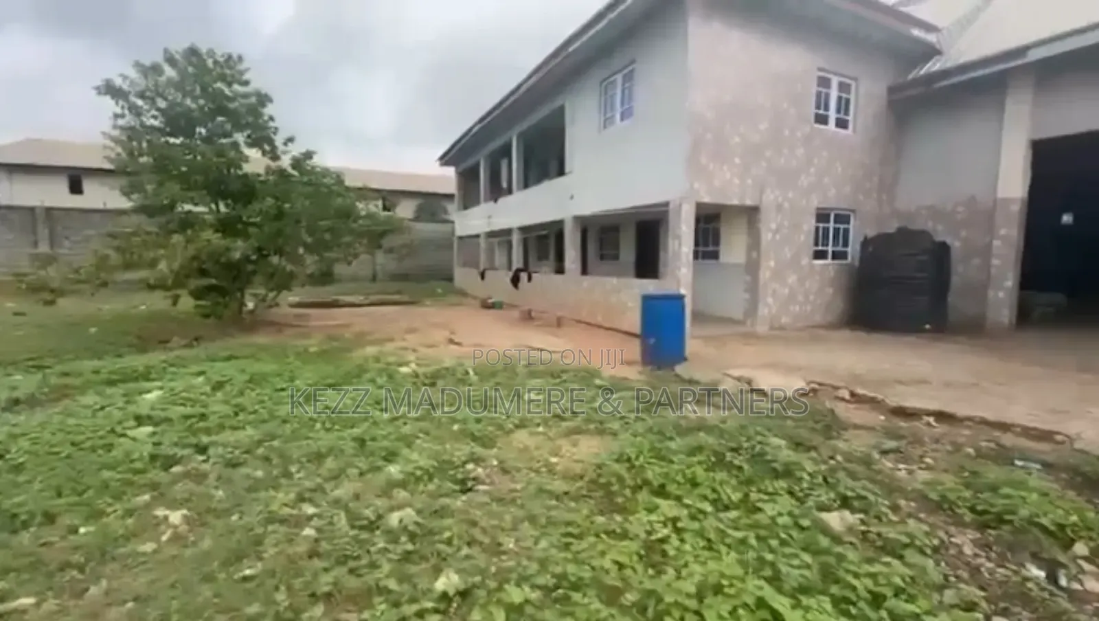 For Sale: Large Size 2 No's Warehouse on 6 Plots in Owerri. in Owerri