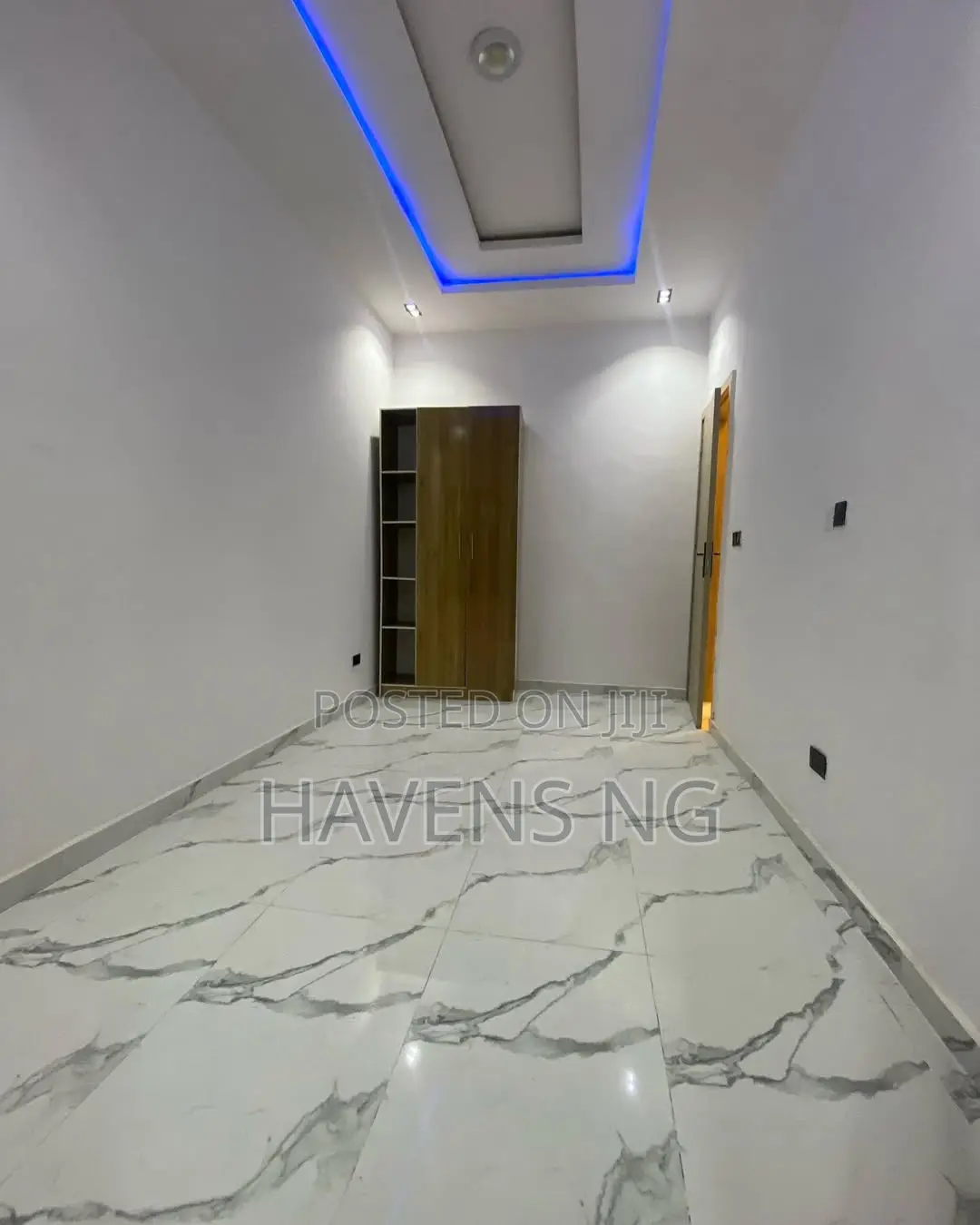 5bdrm Duplex in Lekki Phase 2 for sale in Lekki Phase 2