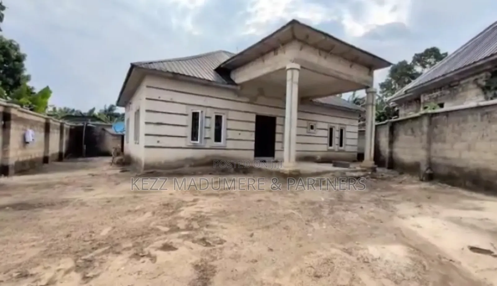 3bdrm Bungalow in Shelter Afrique Ext for sale in Uyo