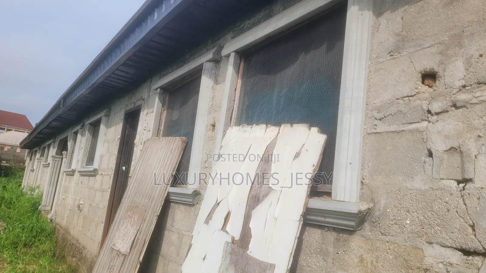 1bdrm Bungalow In Iyanira, Okokomaiko For Sale in Okokomaiko