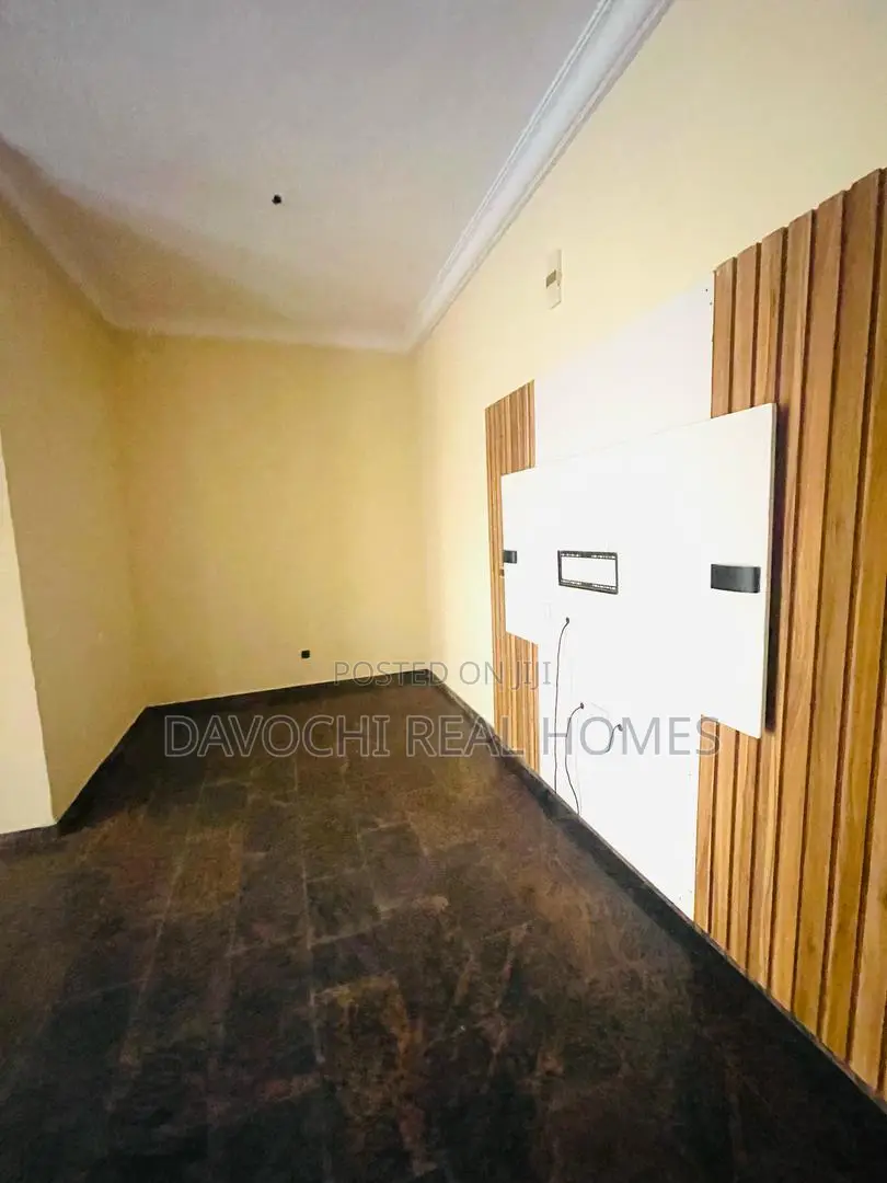 3bdrm Apartment in Chevron for rent in Chevron